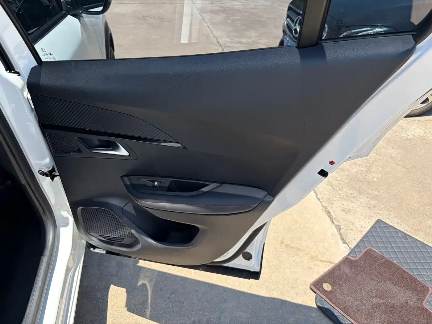 Peugeot 2008 2022 230THP THE ONE фото 18