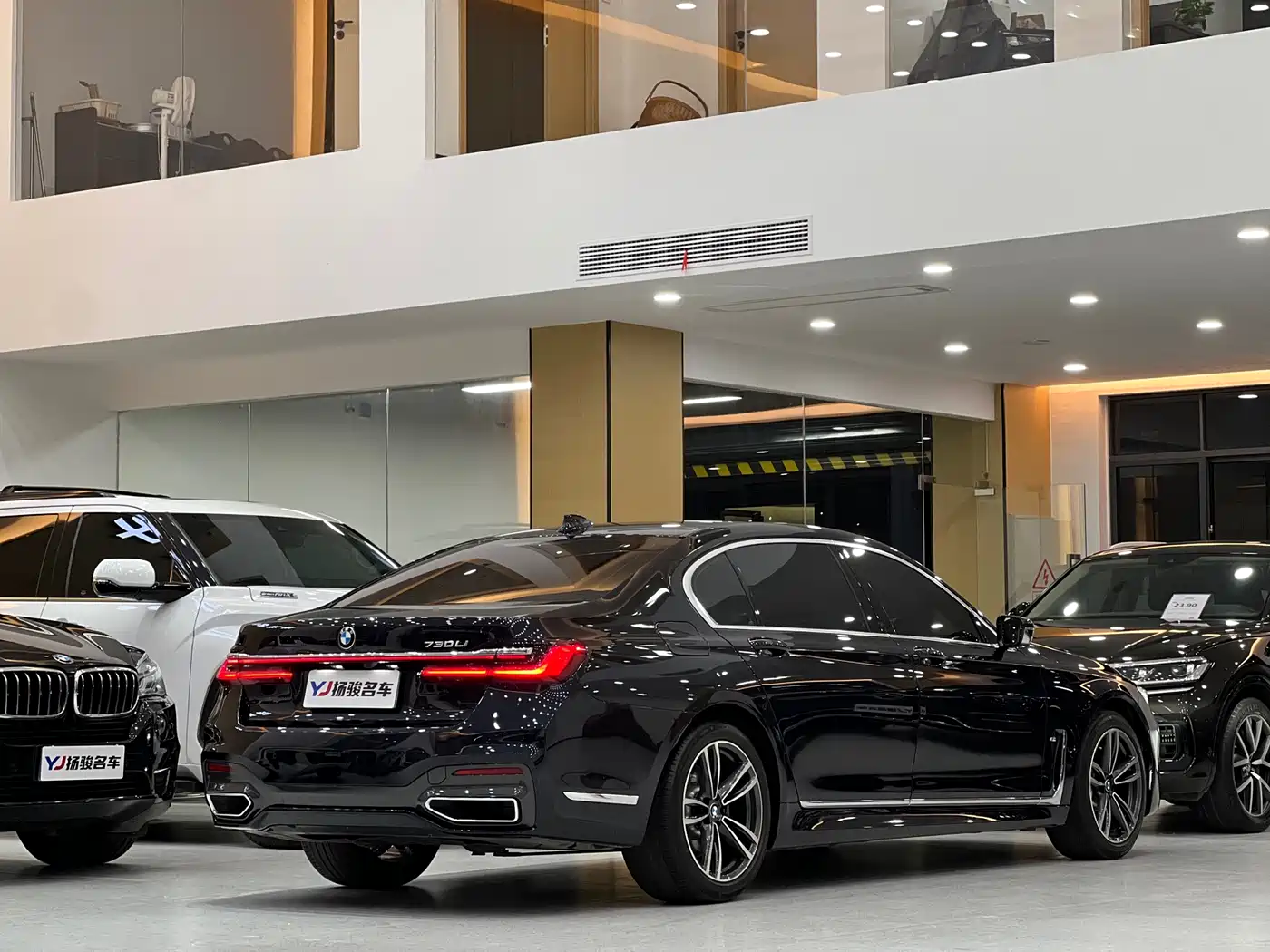 BMW 7 Series 2019 730Li M Sport Package фото 3