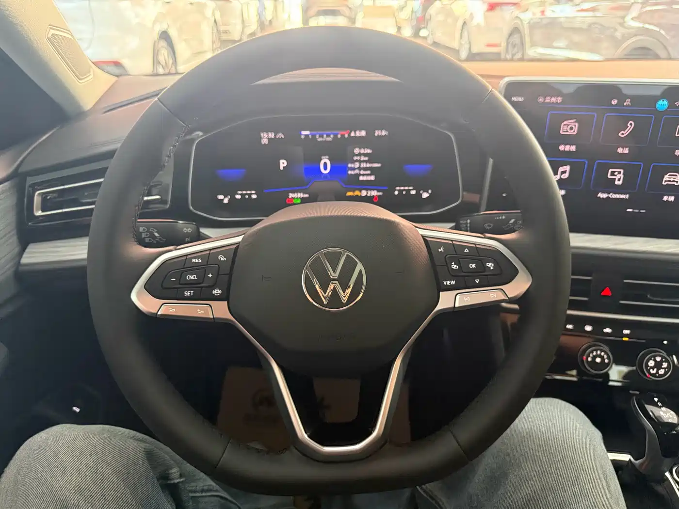 Volkswagen Sagitar 2024 300TSI DSG Surpass Edition фото 10