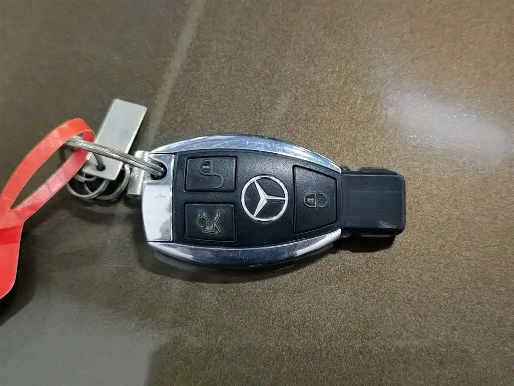 Mercedes-Benz GLK-Class 2013 GLK 300 4MATIC Dynamic Sunroof фото 19
