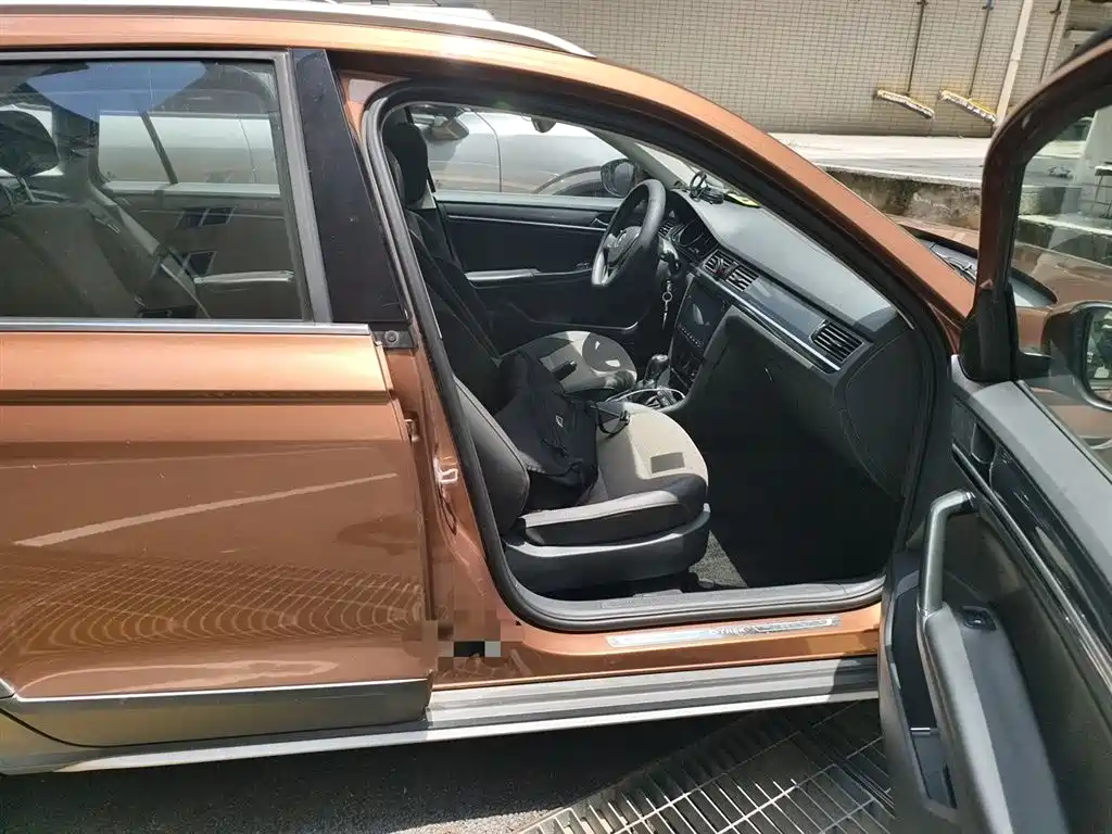 Volkswagen C-TREK 2017 230TSI DSG Comfort фото 20