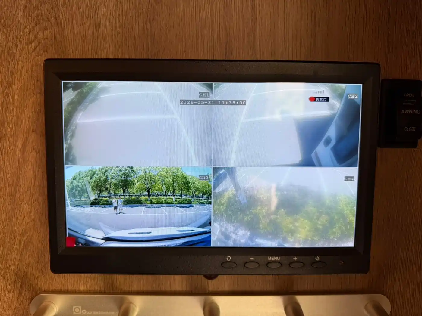SAIC Maxus V100 RV 2022 Model 2.0T Life Home V100 Mountain Living Edition Longitudinal Bed фото 15