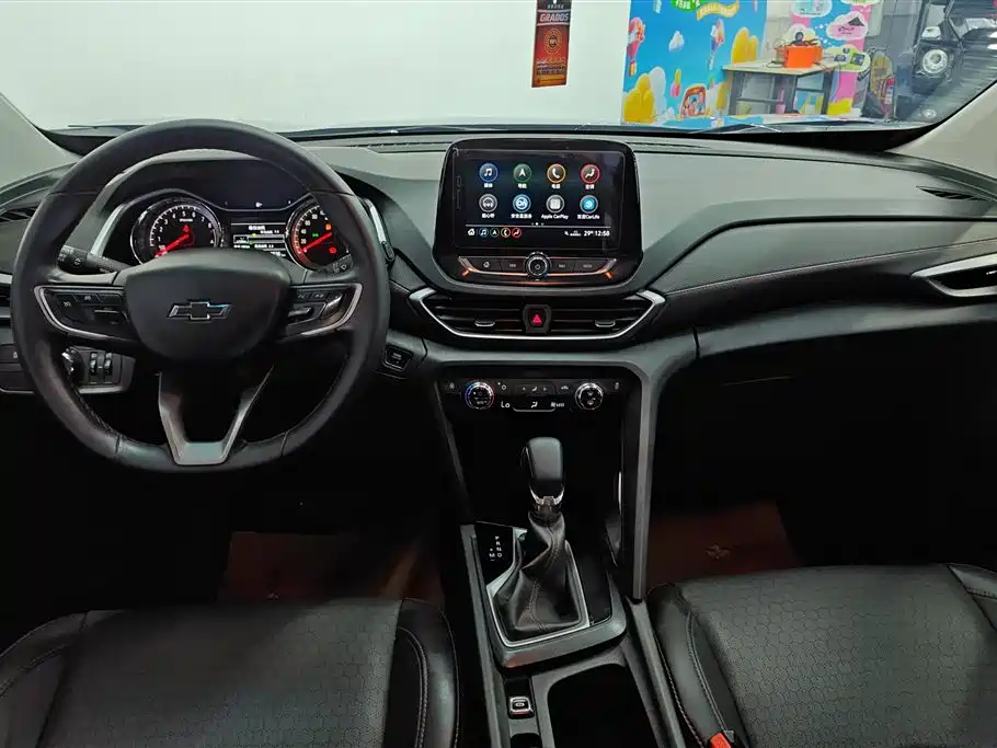 Chevrolet Volando 2020 Mild Hybrid Redline 530T Automatic Premium Edition (5+2 seater) фото 12