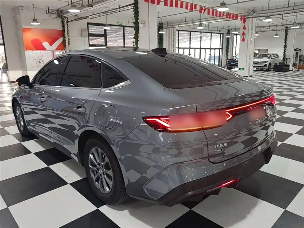 BYD Qin L 2025 DM-i Smart Drive Edition 80KM Leading фото 23