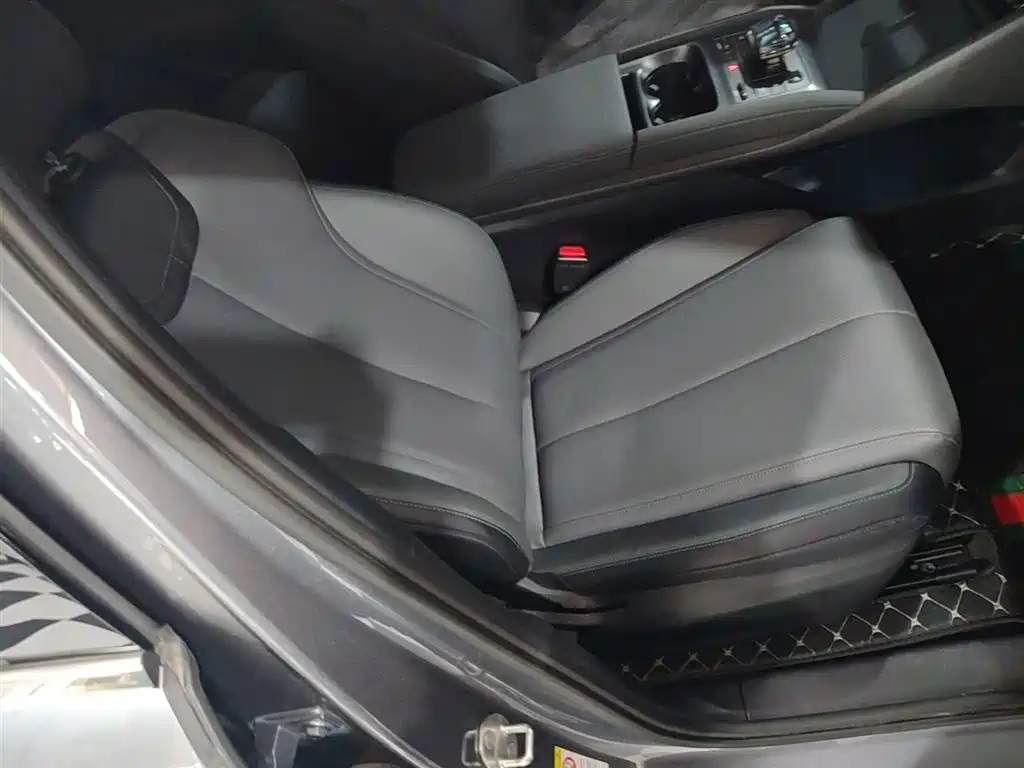 BYD Qin L 2025 DM-i Smart Drive Edition 80KM Leading фото 20