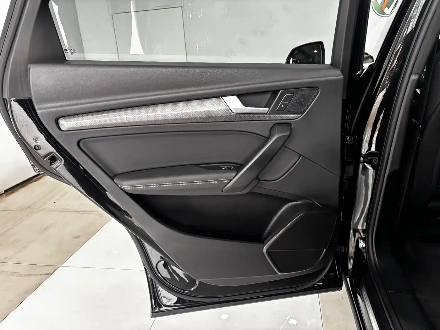 Audi Q5L 2023 40T Luxury Dynamic фото 21