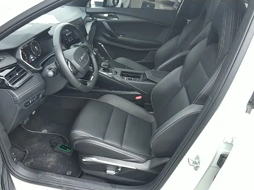 Lynk & Co 06 2023 Remix 1.5T Power Pro фото 15