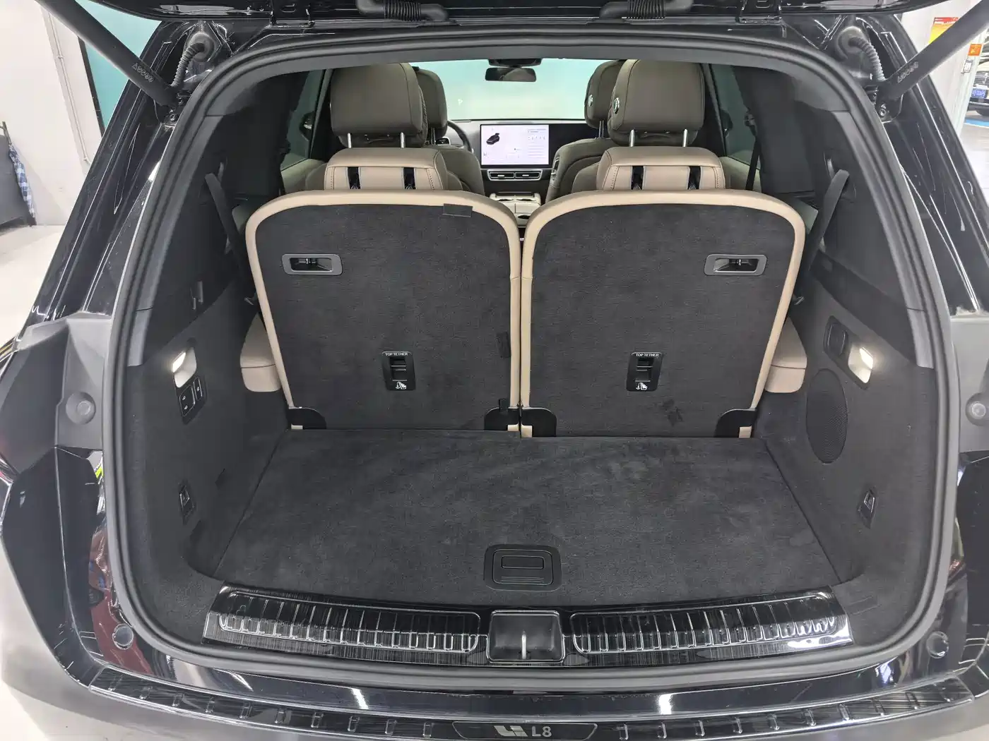Li Auto Li L8 2025 2025 Max Smart Renewal Edition