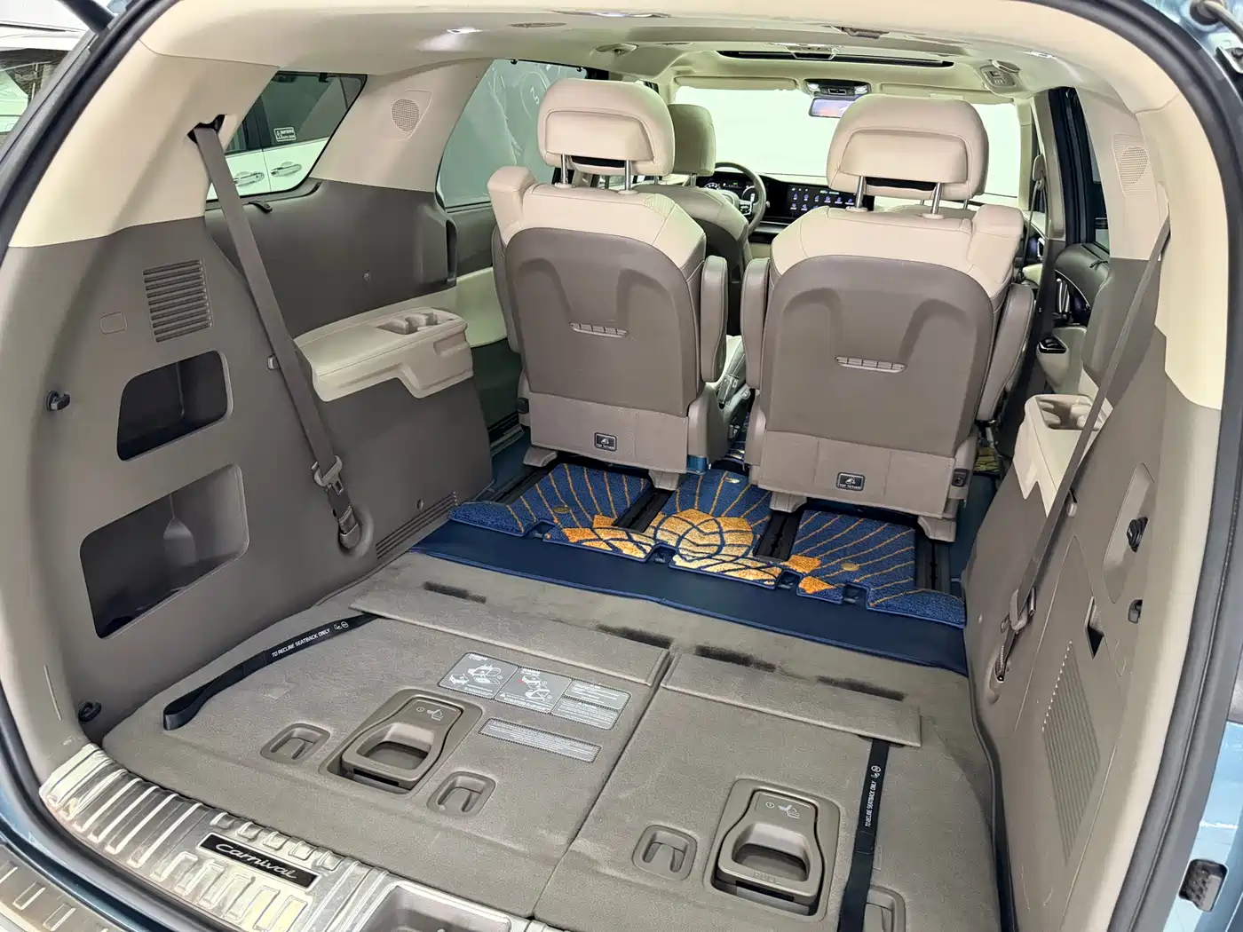 Kia Carnival 2021 2.0T Flagship Edition фото 27
