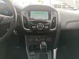 Фото 13 - Ford Focus