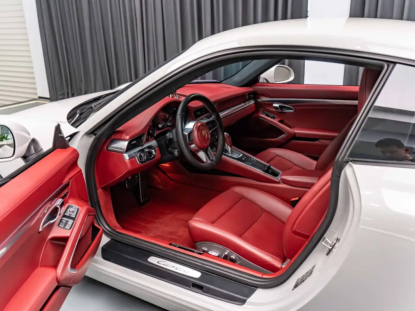 Porsche 911 2016 Carrera Cabriolet 3.0T фото 9