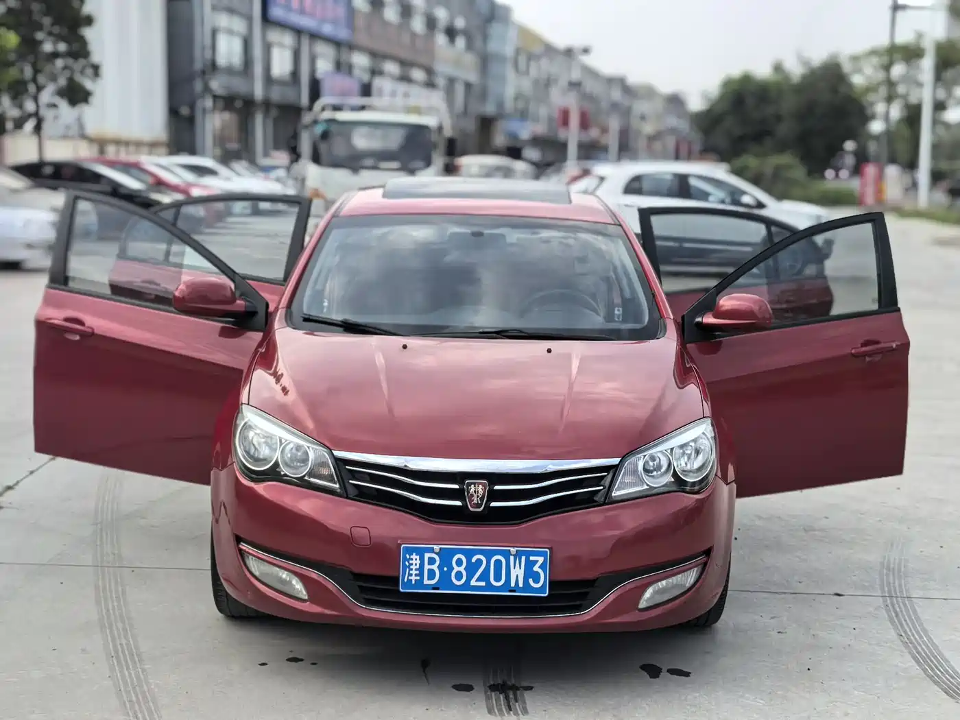 Roewe 350 2013 2013 350C 1.5L Automatic Joy Edition