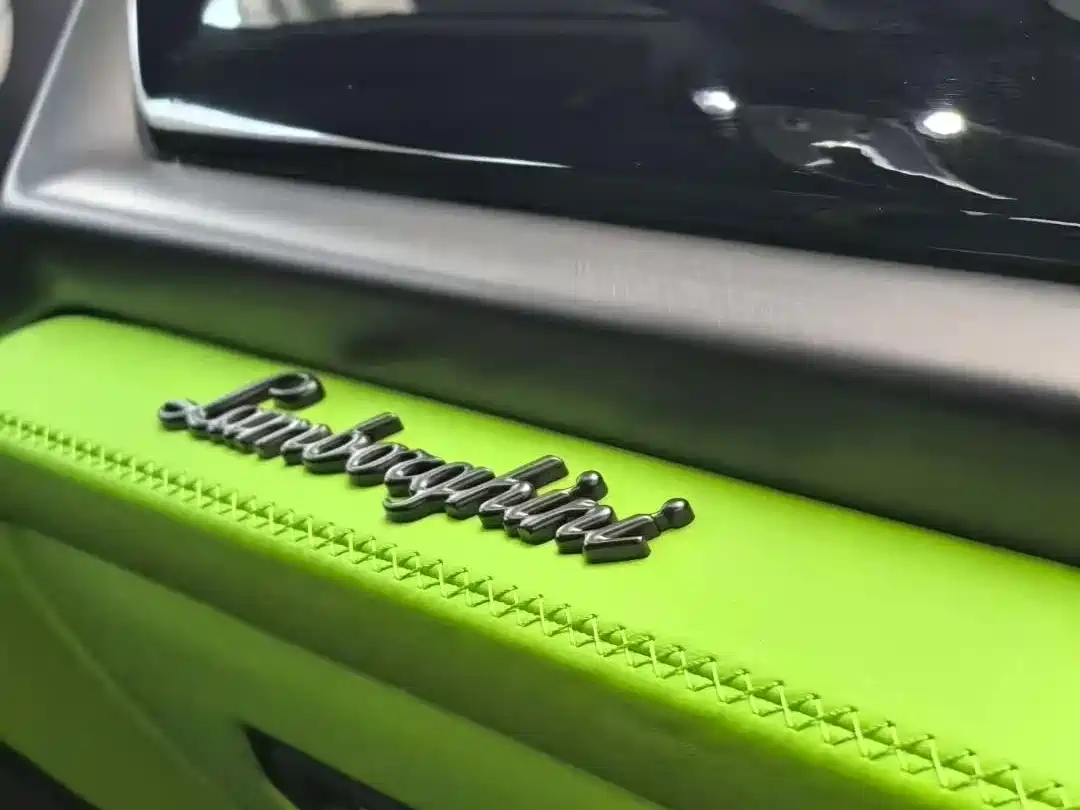 Lamborghini Urus SE 2025 4.0T Standard Edition фото 9