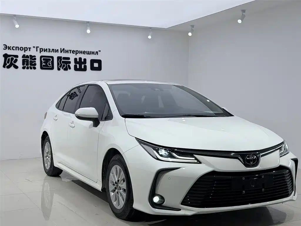 Toyota Corolla 2021 TNGA 1.5L CVT Elite Edition фото 3