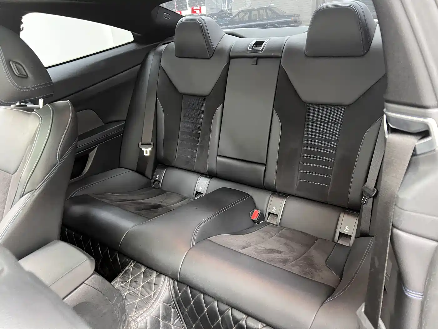 BMW 4 Series 2022 Second Facelift 430i M Sport Shadow Edition фото 18