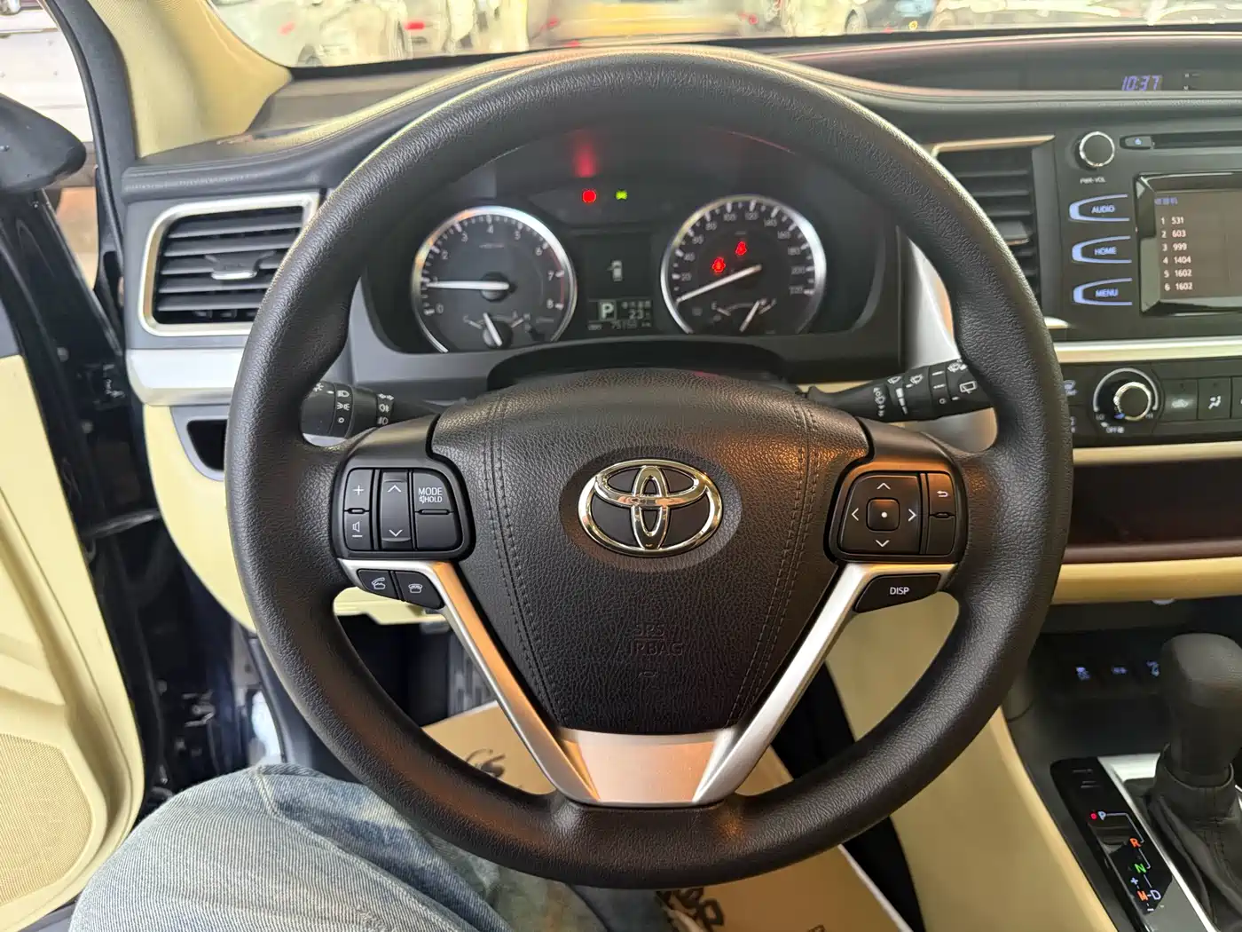 Toyota Highlander 2015 2.0T AWD Elite Edition 7-seater фото 8