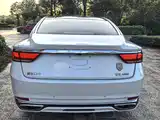 Фото 4 - Geely Borui