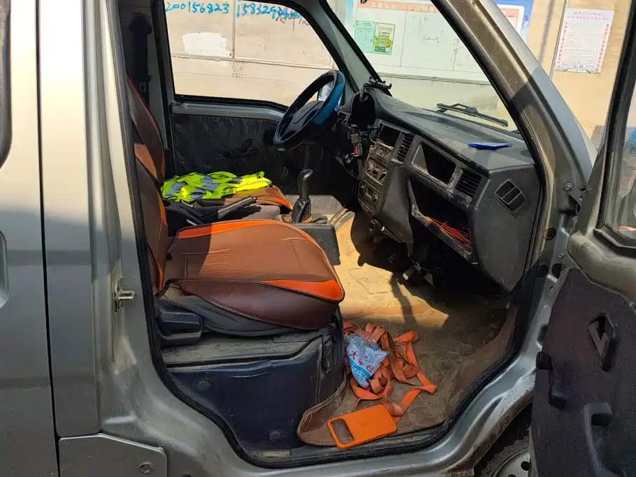 Wuling Motors Wuling Zhiguang 2015 2014 1.2L Extended LD6