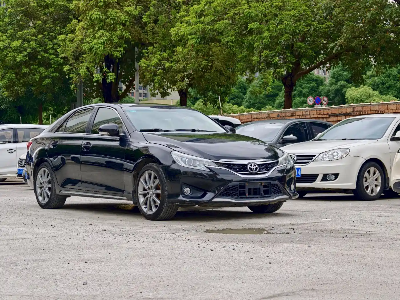 Toyota Reiz 2013 2.5V Premium Edition фото 3