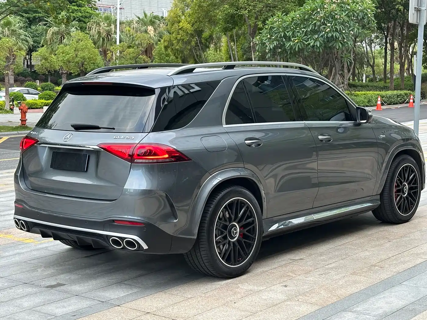 Mercedes-Benz GLE AMG 2023 AMG GLE 53 4MATIC+ фото 16