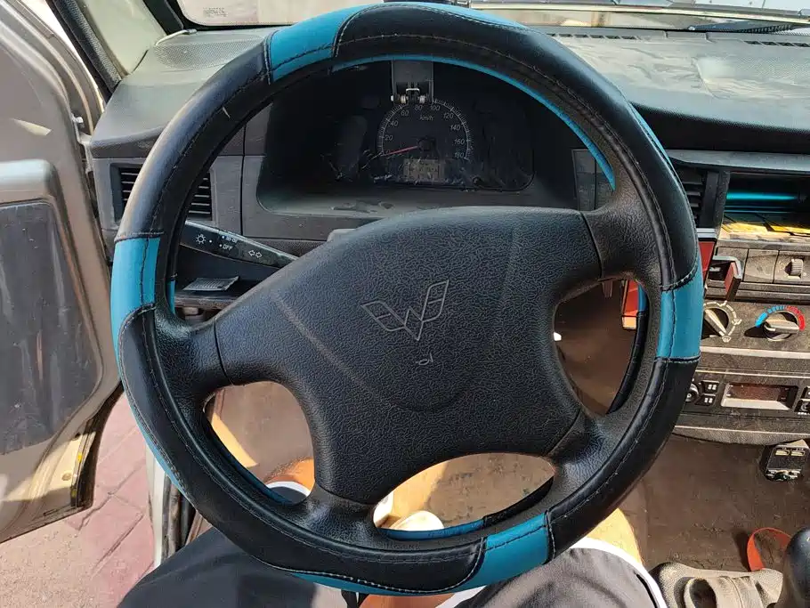 Wuling Motors Wuling Zhiguang 2015 2014 1.2L Extended LD6