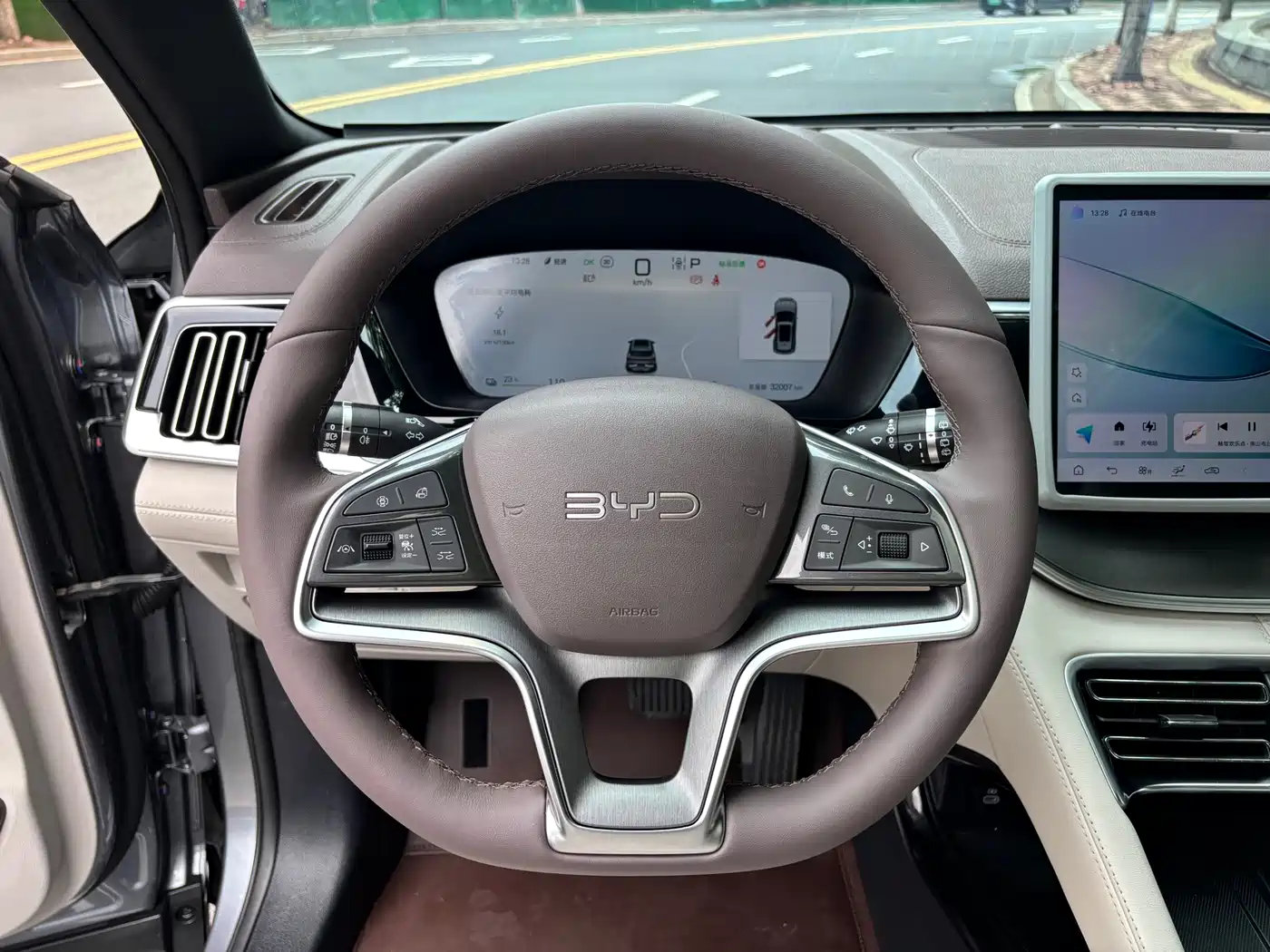 BYD Song PLUS PHEV 2025 EV 520km Premium фото 21