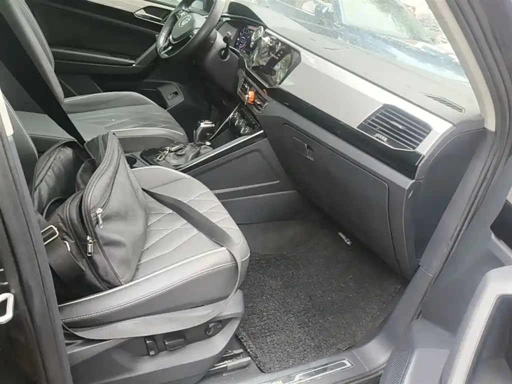 Volkswagen Tayron 2019 330TSI 2WD Luxury China VI фото 25