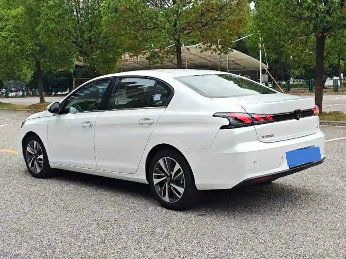 Peugeot 408 2023 2022 1.6T Light Chaser Edition