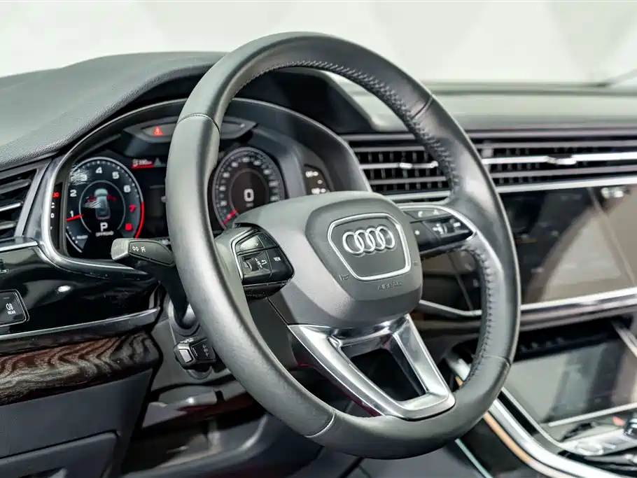 Audi Q8 2019 45 TFSI Premium Dynamic фото 11