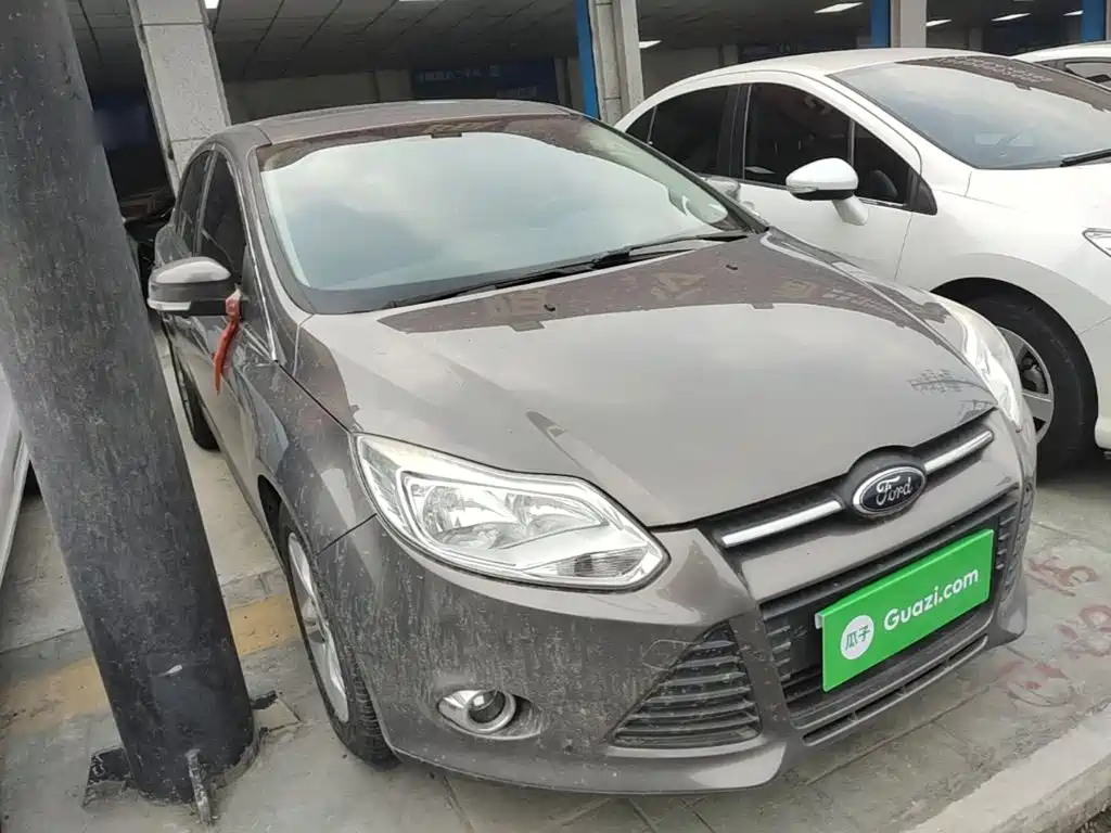 Фото 4 - Ford Focus