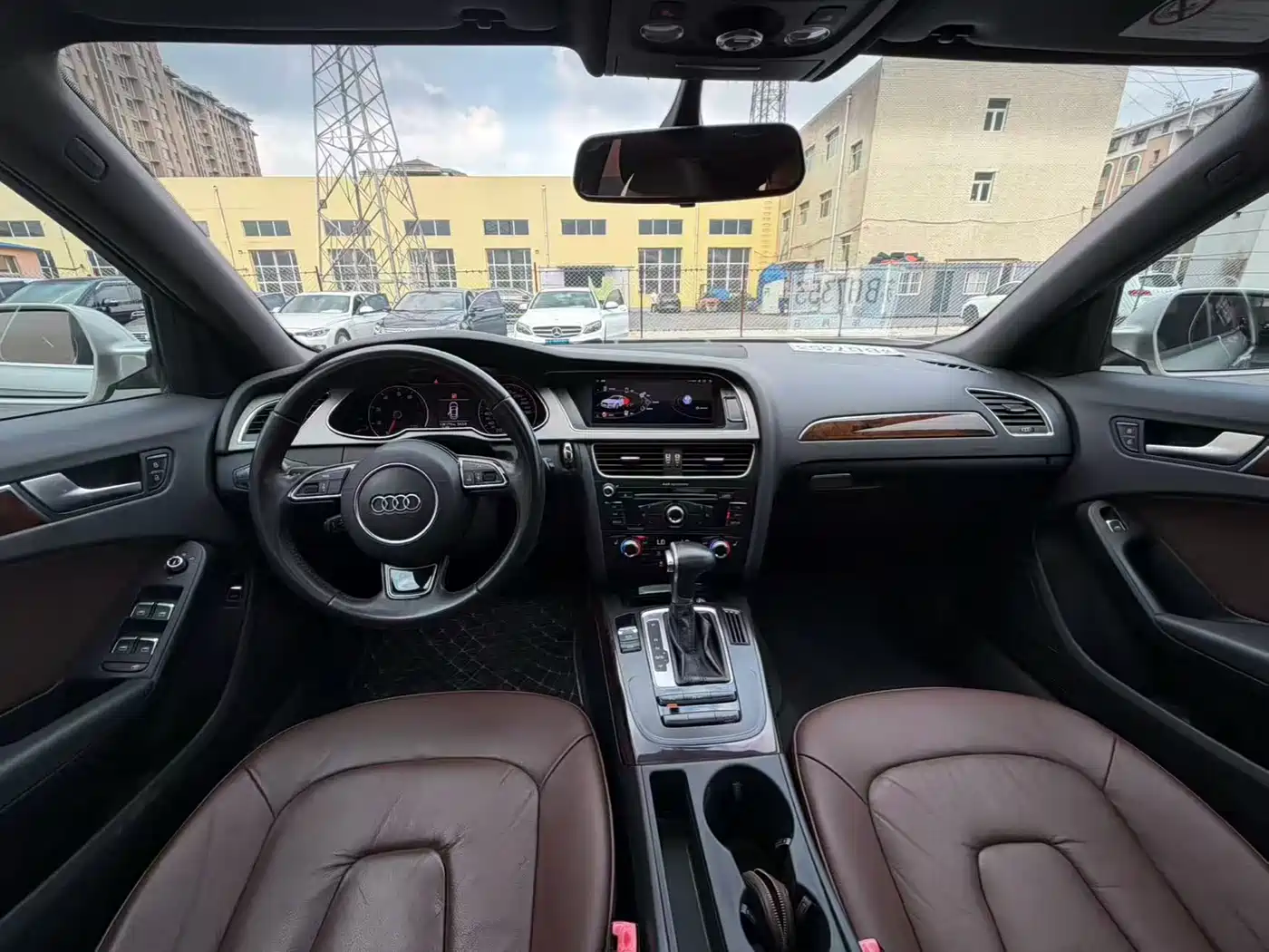 Audi A4L 2015 35 TFSI Auto Comfort фото 8