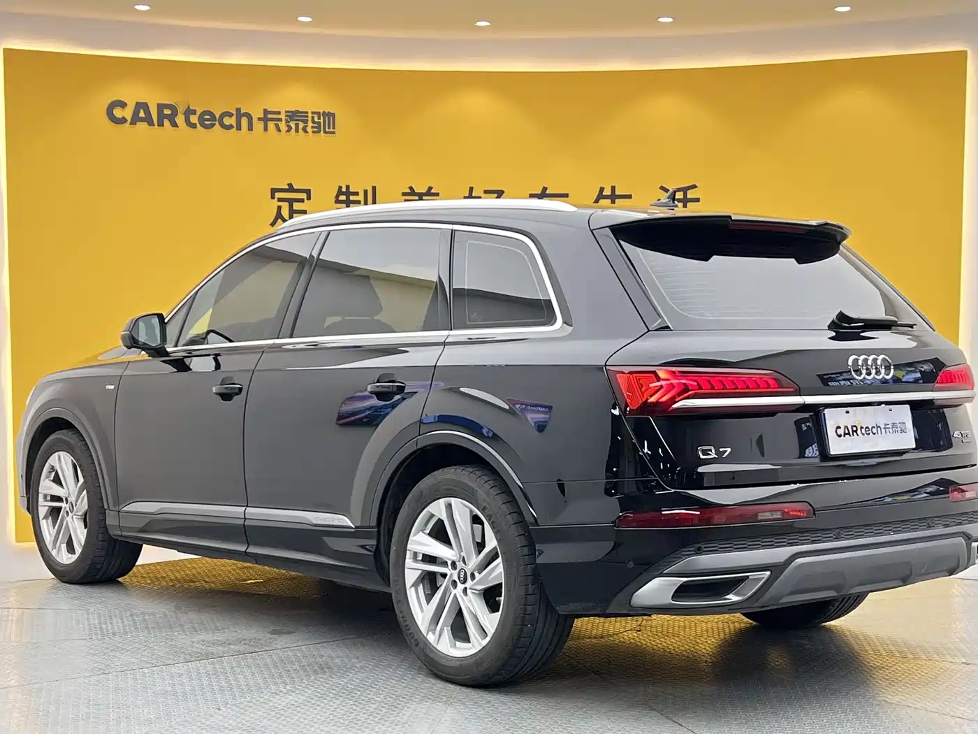 Audi Q7 2023 45 TFSI quattro S line Sport фото 31