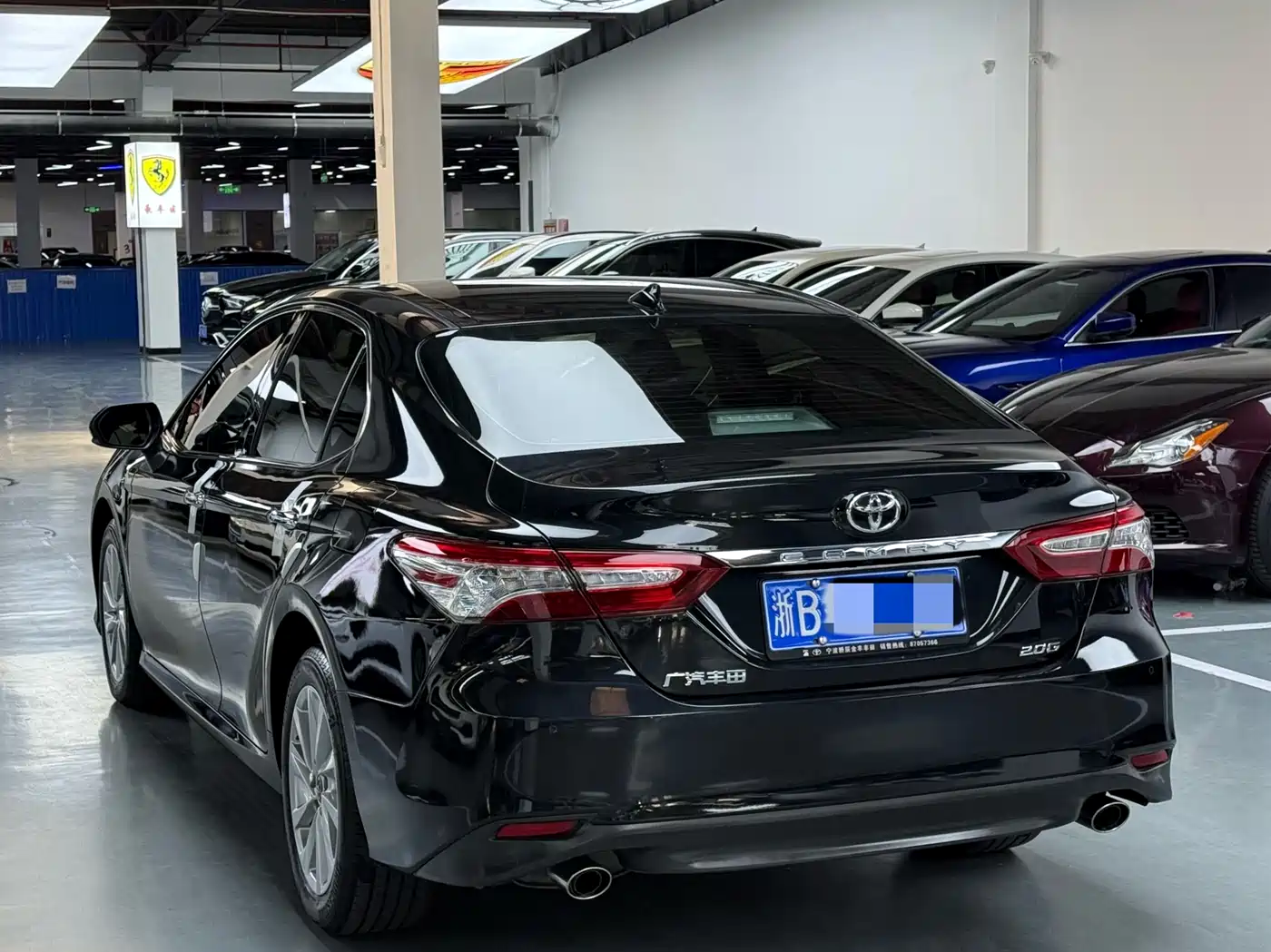 Toyota Camry 2023 2.0G Luxury Edition фото 9