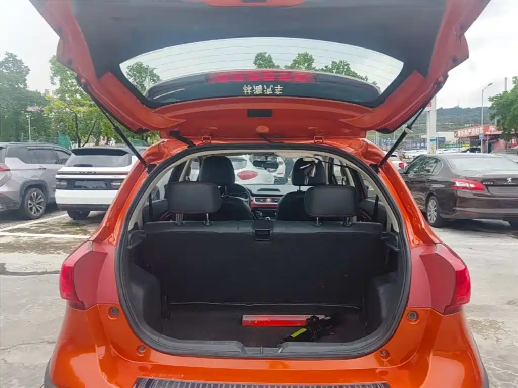 Haval H1 2015 1.5L Manual Urban фото 19