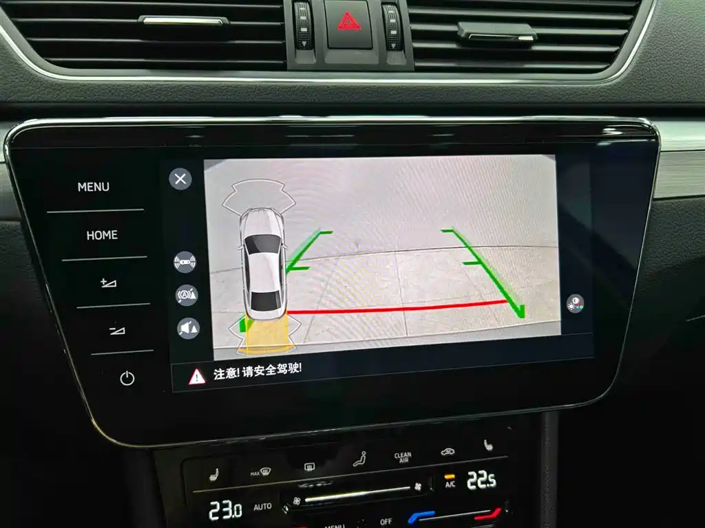 Škoda Superb 2024 TSI280 DSG Premium Edition фото 7