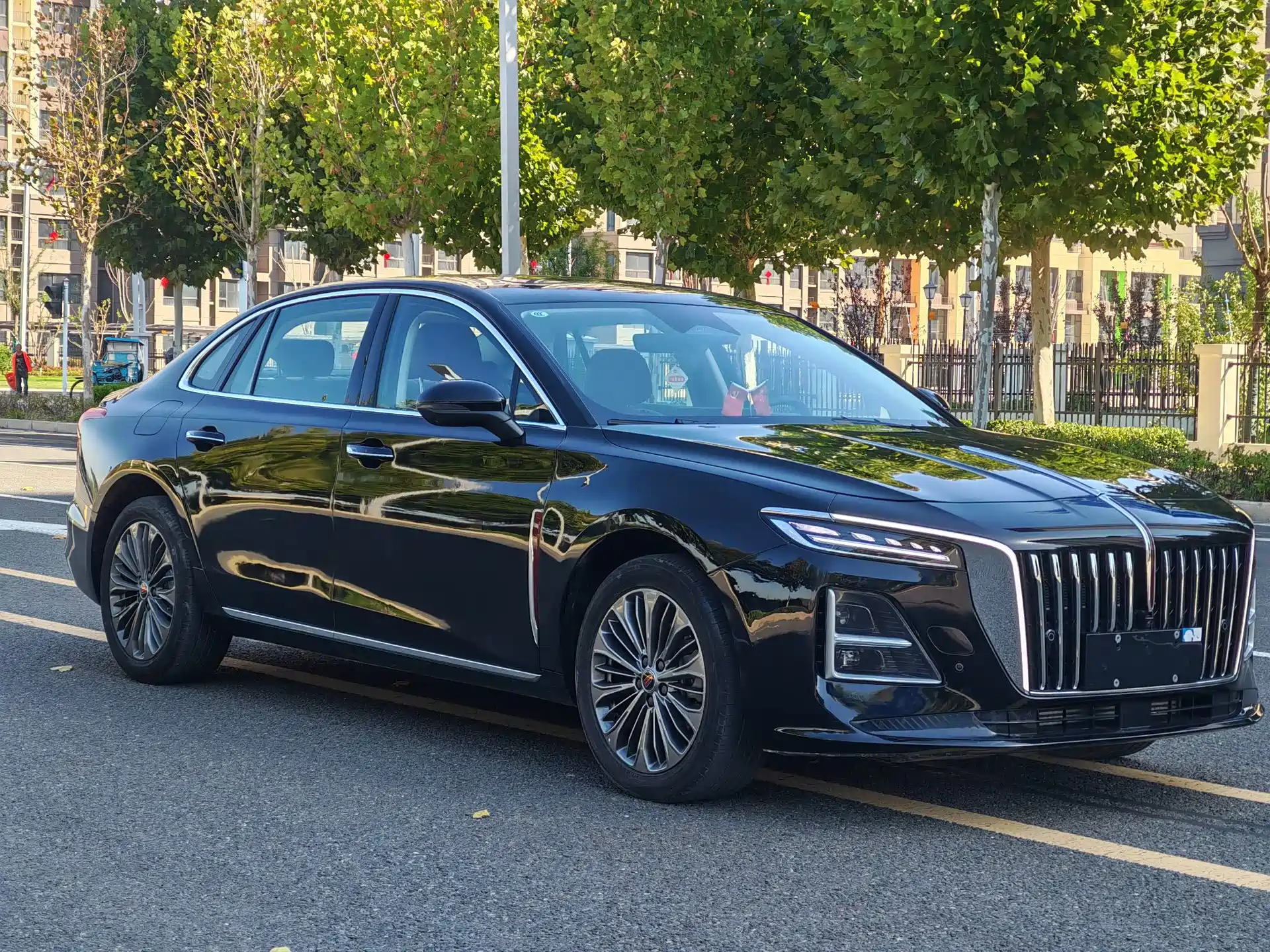 Photo 3 - Hongqi H5
