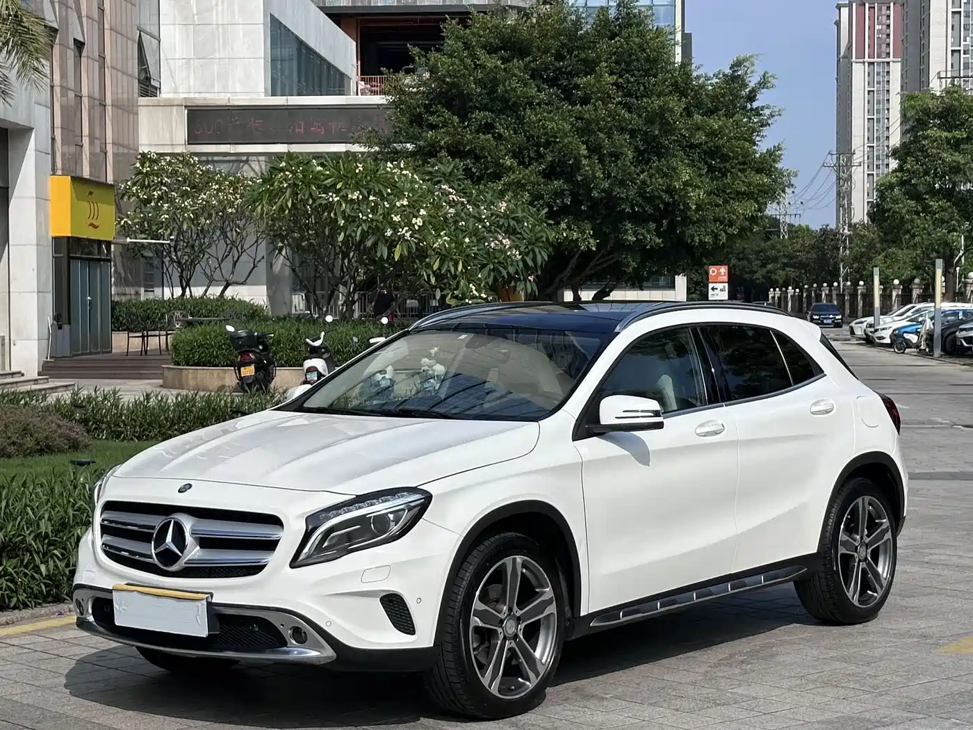 Mercedes-Benz GLA 2015 GLA 220 4MATIC Luxury