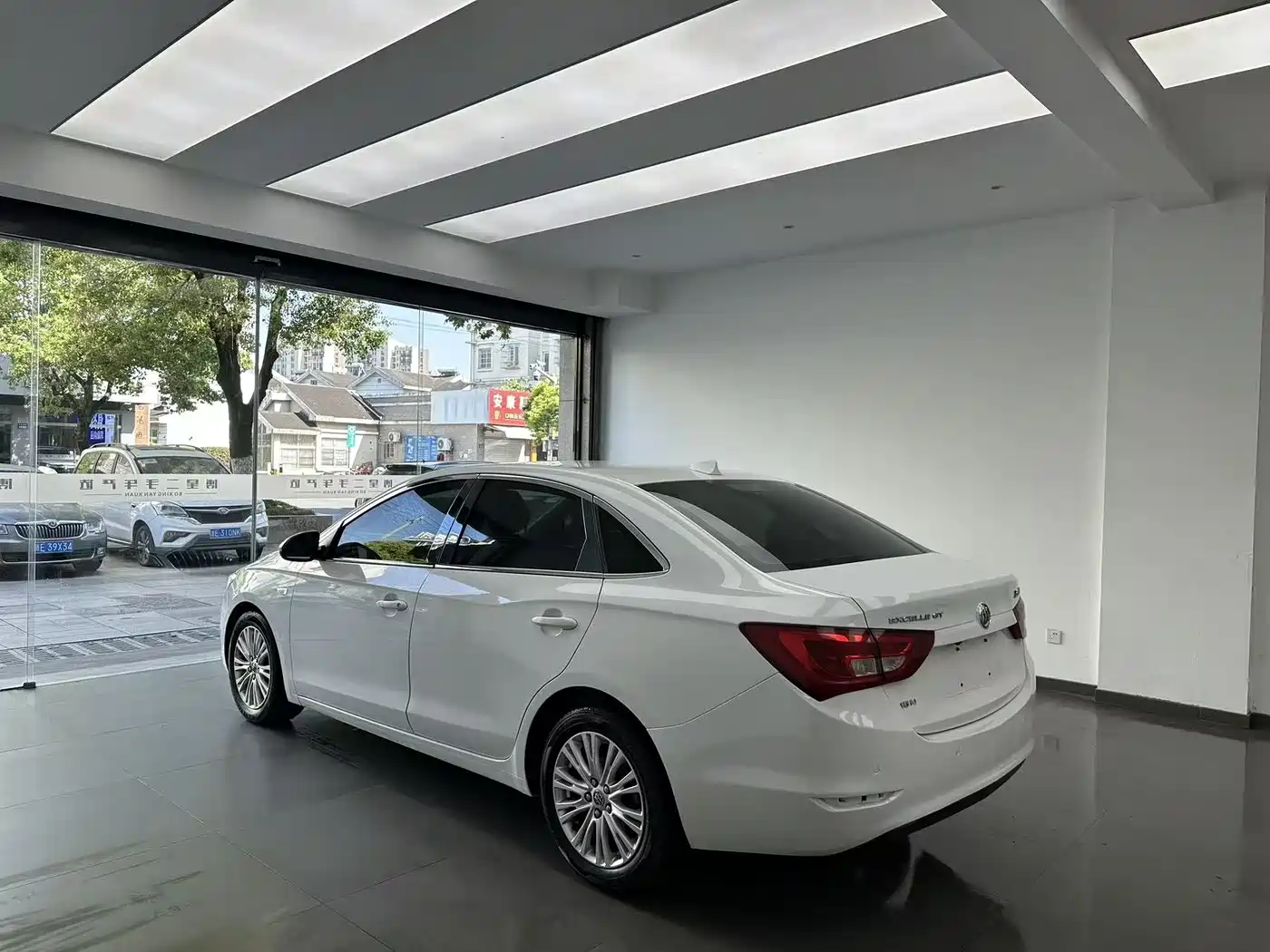 Buick Excelle 2015 15N Automatic Elite фото 7