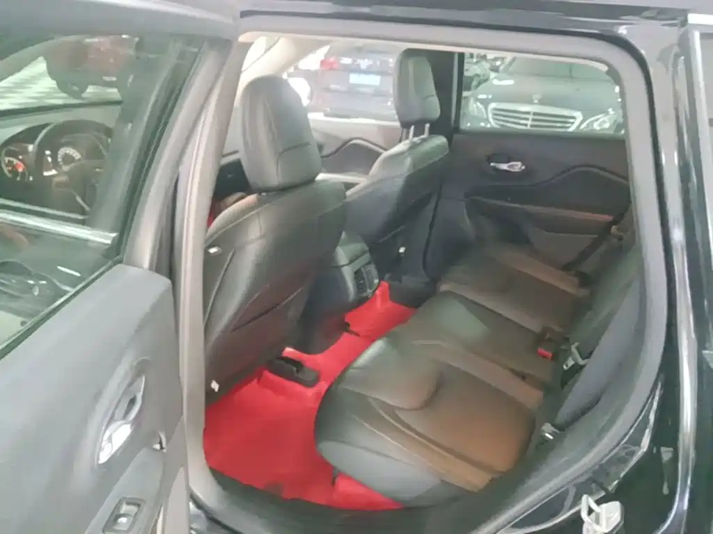 Jeep Cherokee 2018 2017 2.0L Superior Edition