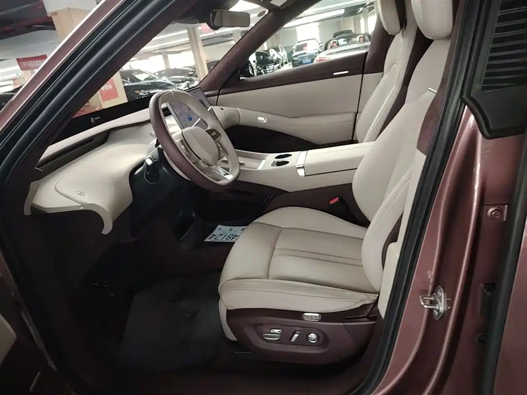 Xiaomi Auto Xiaomi YU7 2025 Ultra Long Range High Performance AWD Max Edition фото 15