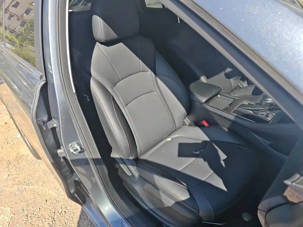 Roewe i5 2025 2026 1.5L CVT Luxury