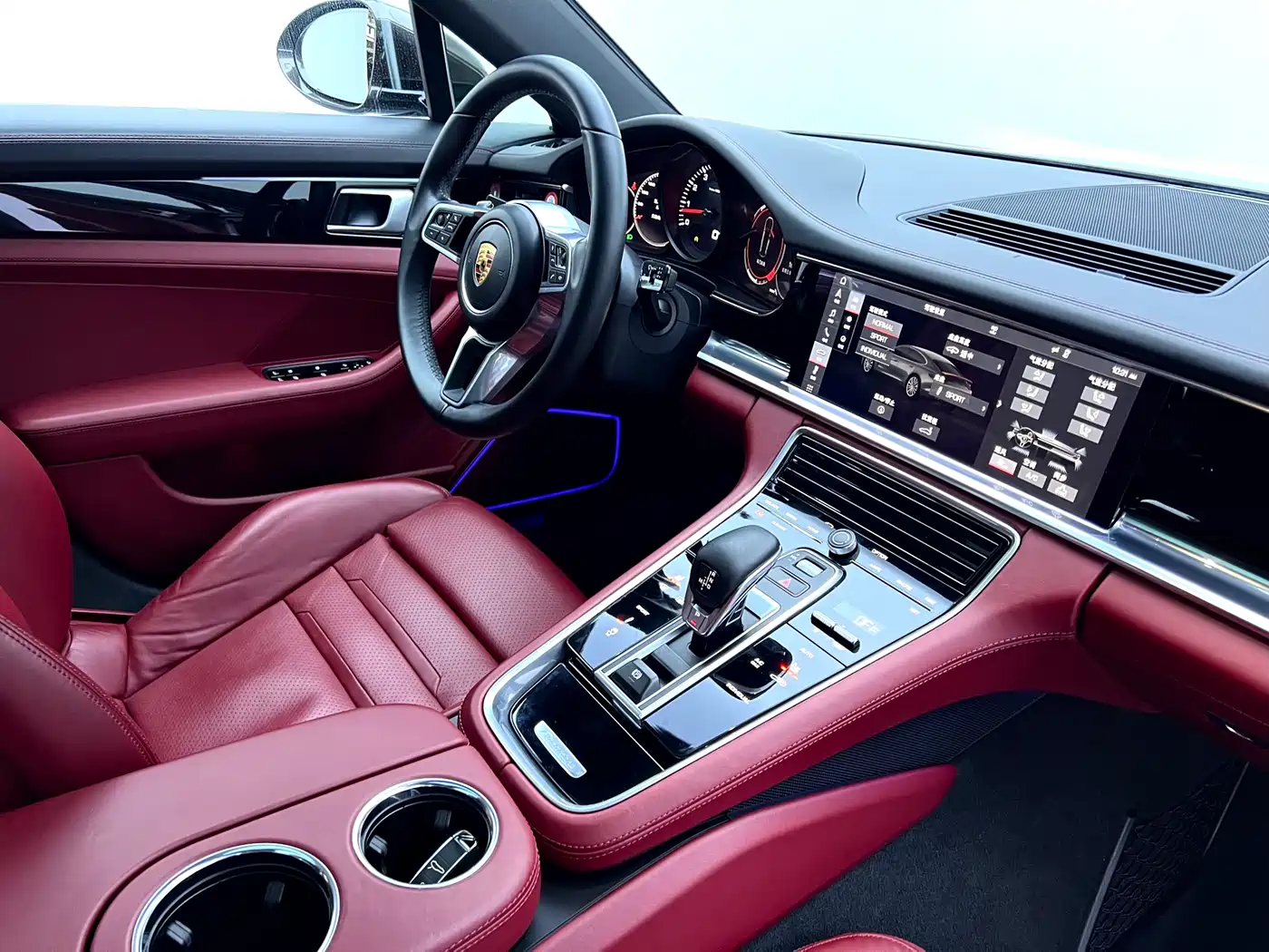Porsche Panamera 2017 Panamera 3.0T фото 29