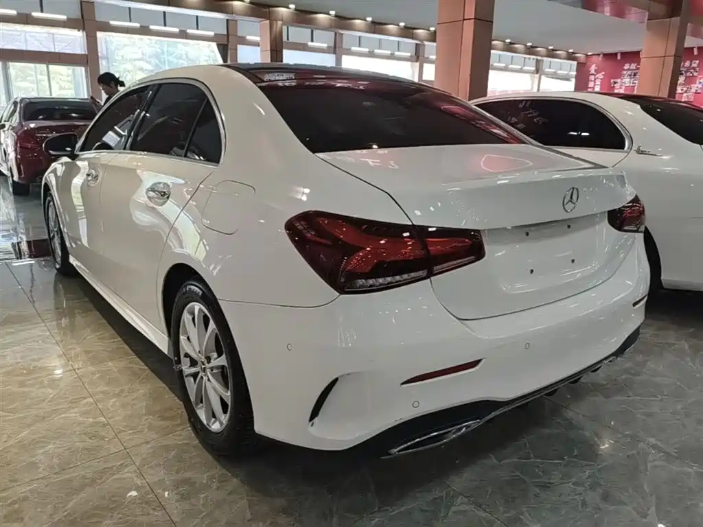 MERCEDES-BENZ CLASS A
