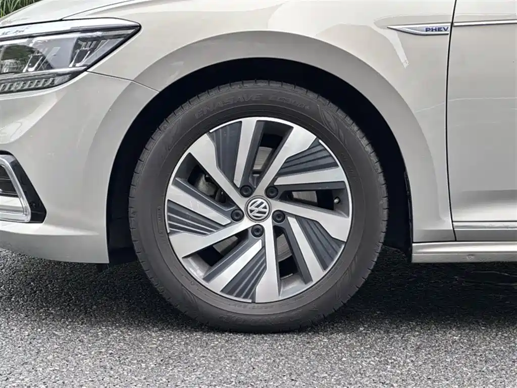 Volkswagen Passat New Energy 2020 430PHEV Hybrid Luxury (China VI) фото 24
