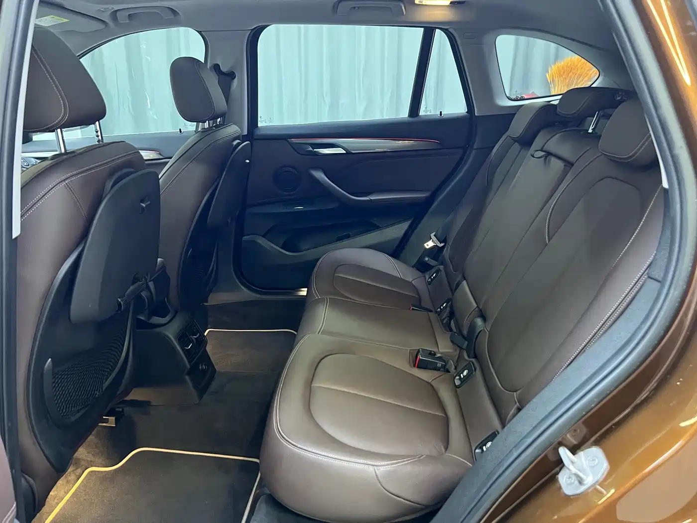 BMW X1 2016 xDrive20Li Luxury Model фото 17