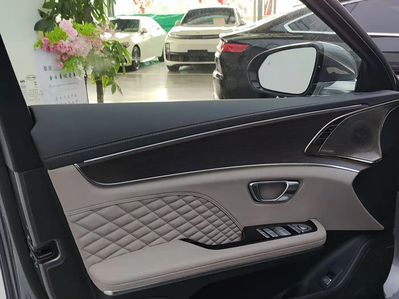 BYD Han 2024 EV Glory Edition 610KM AWD Celestial Eye Smart Driving фото 15