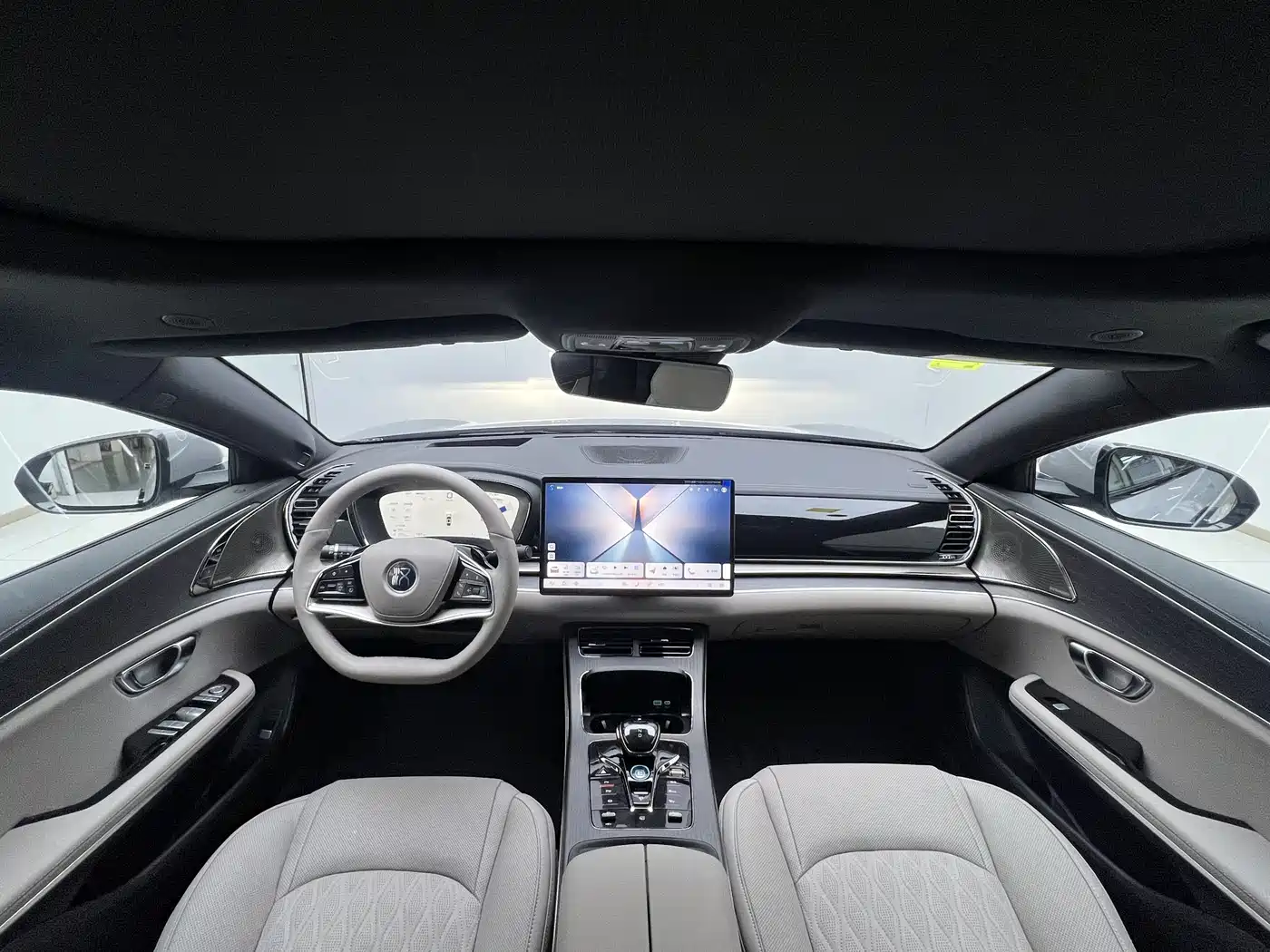 BYD Han 2025 DM-i Smart Driving Edition 125KM LiDAR Flagship фото 12