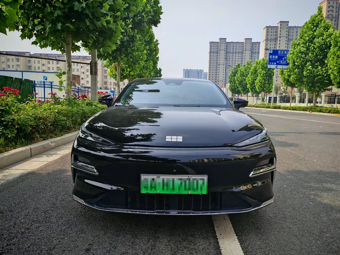 Geely Galaxy Galaxy Xingyao 8 2025 130km EM-i Premium Edition фото 2