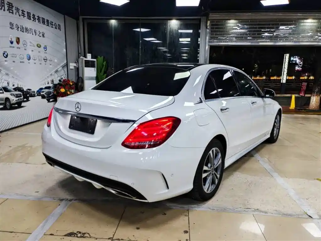 Mercedes-Benz C-Class 2018 C 200 L Sport Edition фото 9