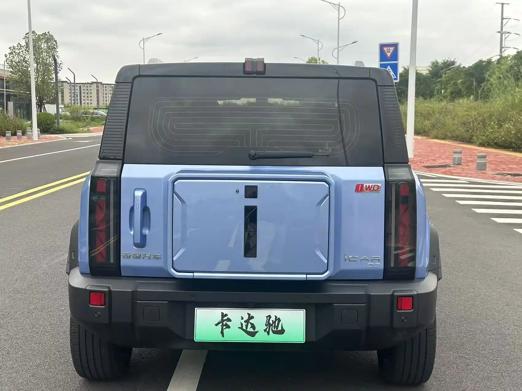 Фото 8 - iCAR 03